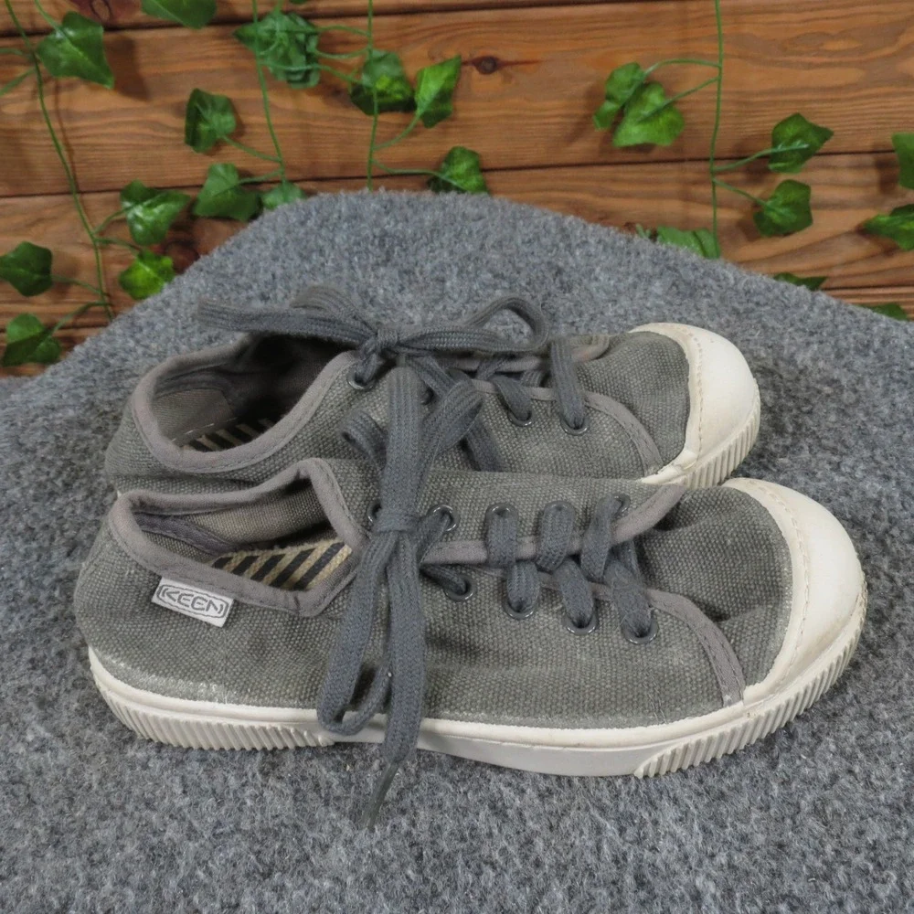 Keen‎ Toddler Boys 12 Gray Canvas Low Top Sneaker Rubber Toe Casual Comfort